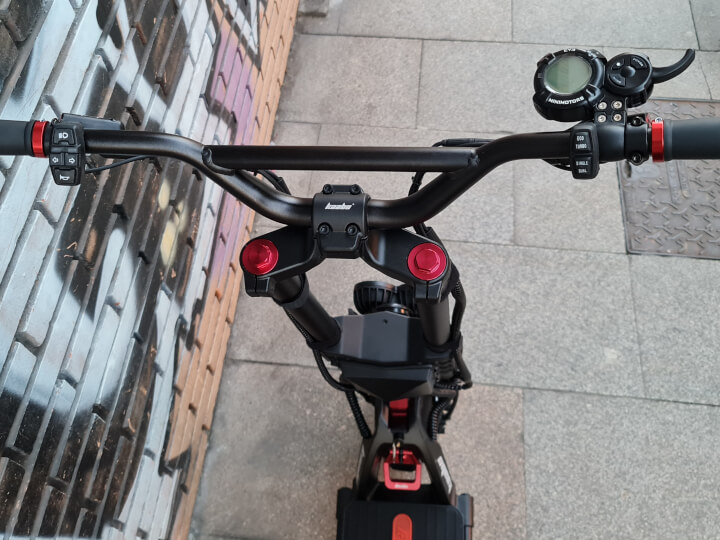 LCD Minimotors Eye 72 V